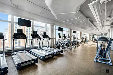 Rented by R New York