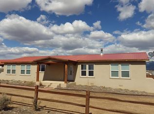 140 Camino Tortuga, Taos, NM 87571