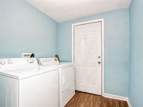 5th image of 223 N 25th St