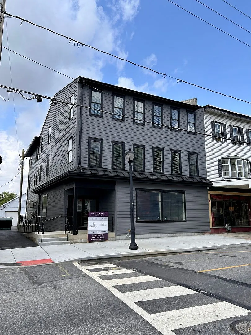 Denver Main Street-Residential — Photo 1