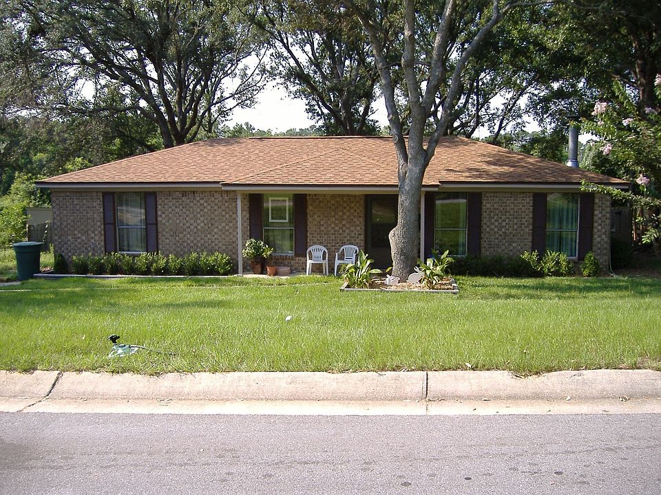 2510 Gator Lane