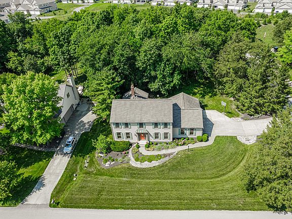 2nd image of 3650 Waverly Place Dr