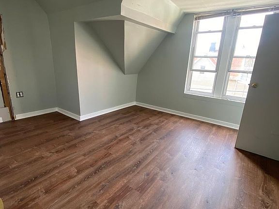 3rd image of 361 Bronx Park Ave Floor 2