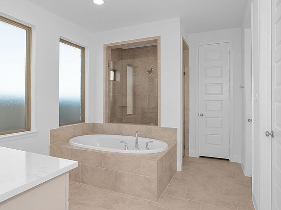 5th image of 7435 Hemlock Crest Dr