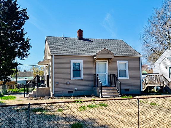3rd image of 1821 Elkridge Ln