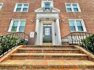 2634 Lee Hwy APT 401, Arlington, VA 22201