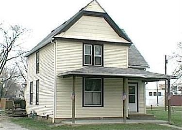 1st image of 2210 Elyria Ave