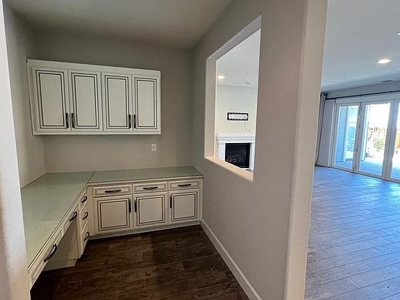 4th image of 522 Mandevilla Dr
