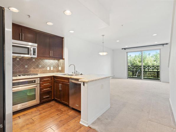 931 E Walnut St UNIT 311