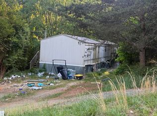 245 Allison Dr, Harriman, TN 37748
