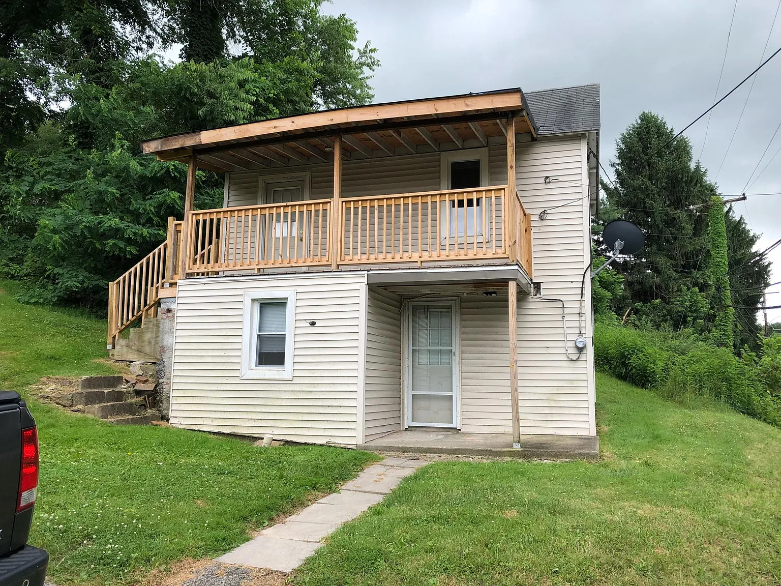 1 bed, 700 sqft, $700 — Photo 1