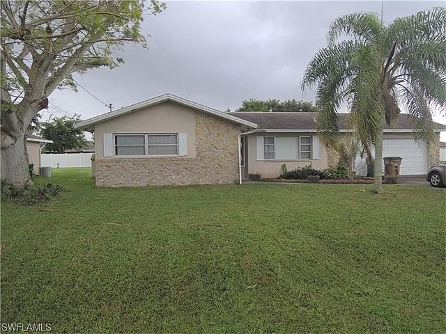 1st image of 1400 SE 12th St