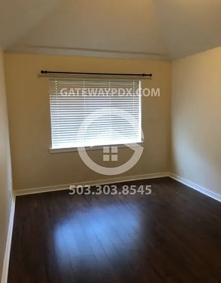 8041 NE Miriam Way — Photo 12