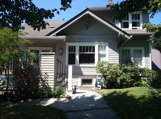 3915 42nd Ave SW, Seattle, WA 98116