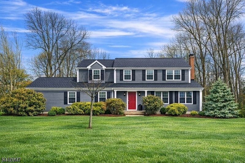 1st image of 115 Berkeley Circle