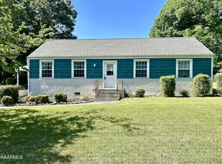 1009 Highland Dr, Knoxville, TN 37912