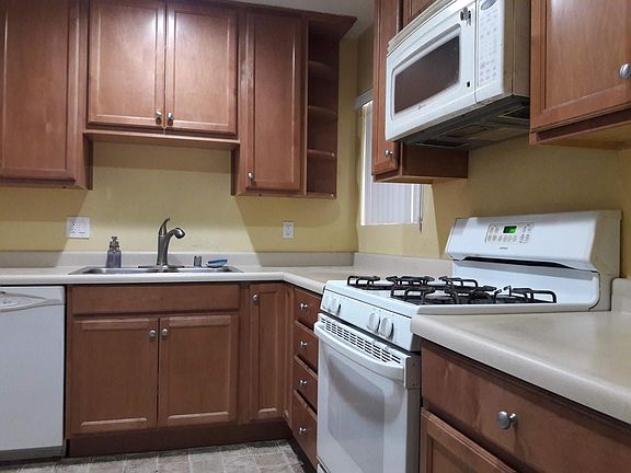 5th image of 5007 Stoney Creek Rd Unit 330