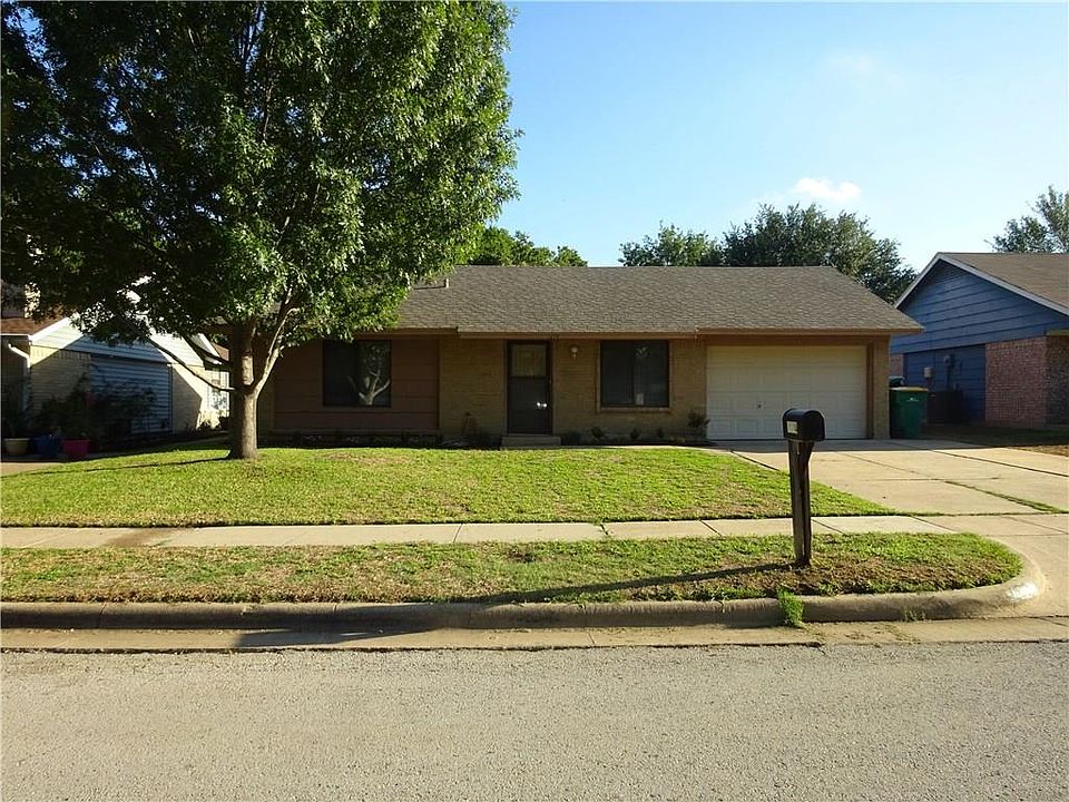 1st image of 1214 Palisades Dr