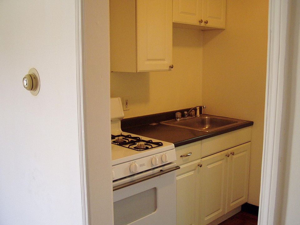 Kitchen (2)