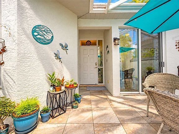 4th image of 9507 Windsor Club Cir