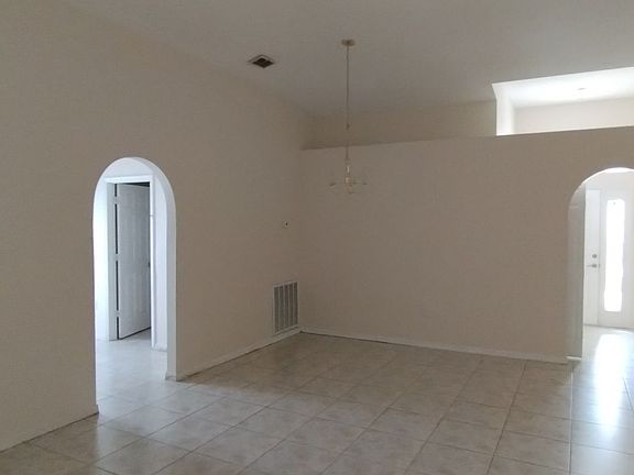 3rd image of 2533 12th Sq SW
