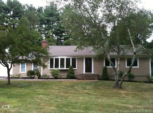 10 Laurie Rd, Trumbull, CT 06611