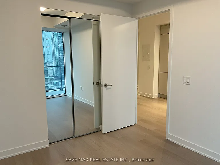 448 Burnhamthorpe Rd W #1312 — Photo 10