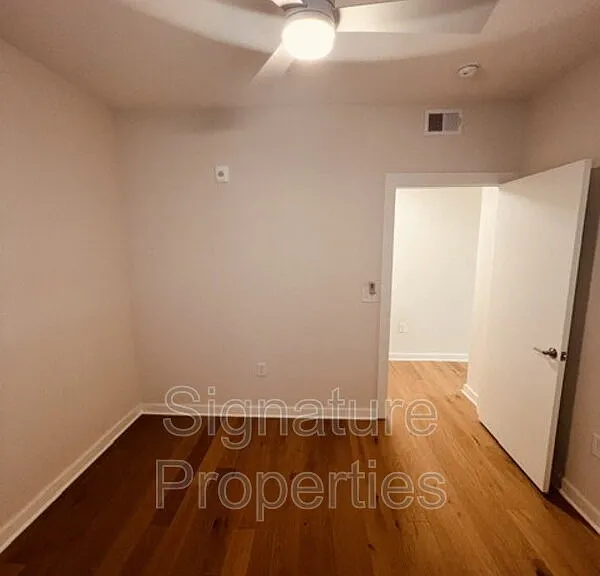 712 High St #8 — Photo 11