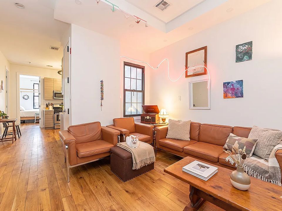 1st image of 88 Lewis Ave APT 3