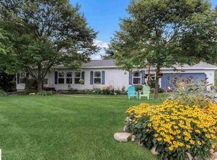 5776 Apple Valley Rd, Williamsburg, MI 49690