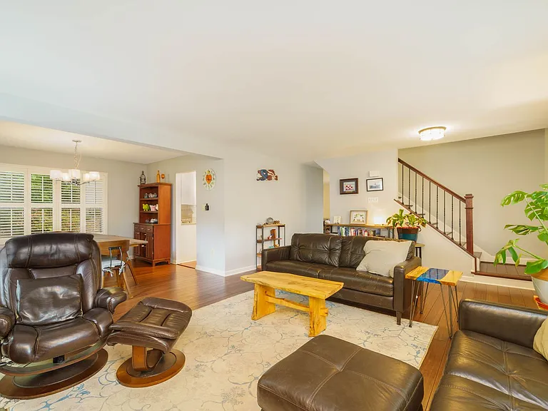 6224 Capella Ave — Photo 4