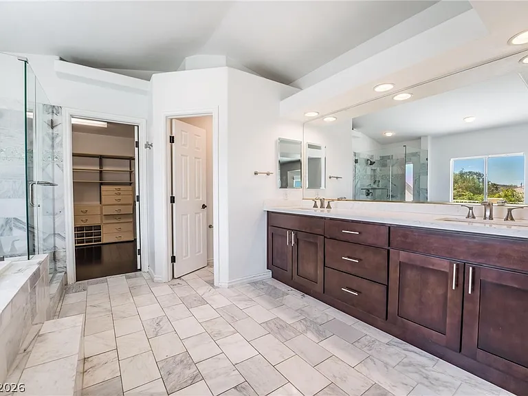 9675 Irvine Bay Ct — Photo 23