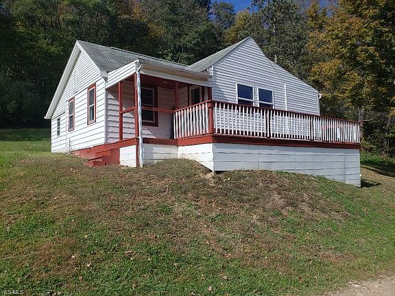 2nd image of 5879 Township Road 212