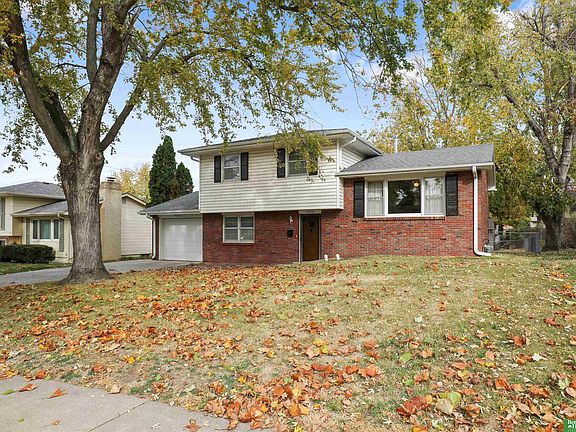 3rd image of 12626 Holmes St
