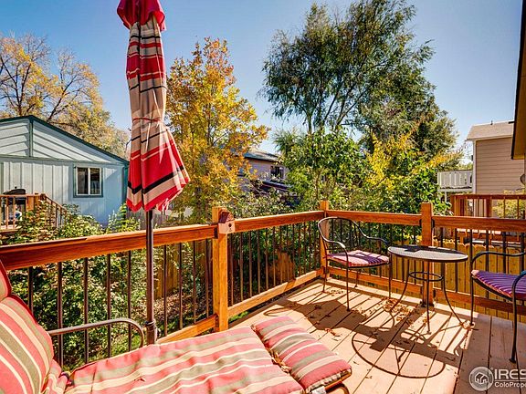 Bring your meal outside and relax in the shade of your north facing back deck.