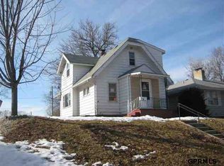 3018 S 43rd St, Omaha, NE 68105