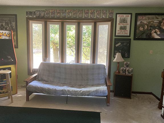 2nd image of 2933 Council Oak Dr