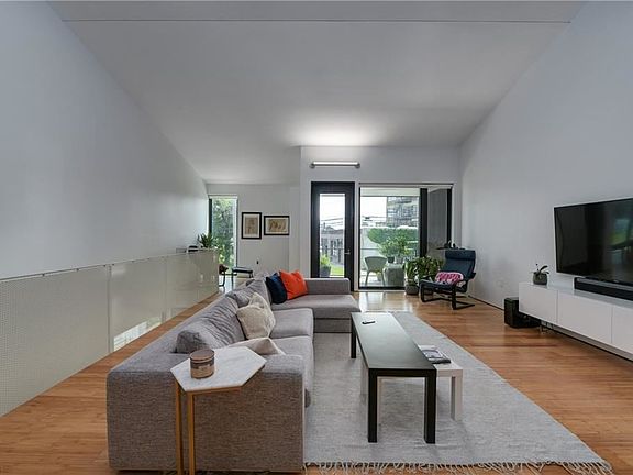 5th image of 1362 W 58th St