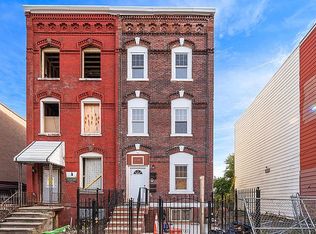 668 Ocean Ave, Jersey City, NJ 07305