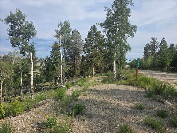 5th image of 5410 Middle Fork