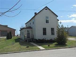 1st image of 215 N Court St