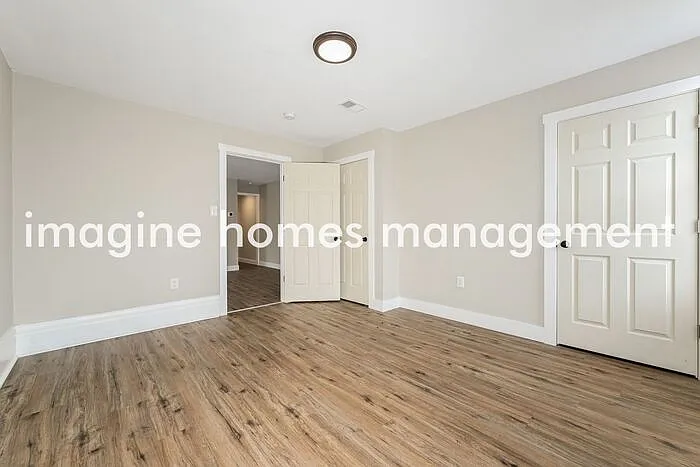 164 S 15th St #2 — Photo 9