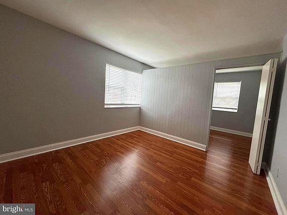 3rd image of 3057 Patrick Henry Dr APT 201