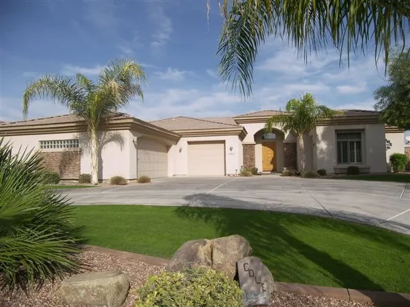 4915 N Greentree Dr E, Litchfield Park, AZ 85340