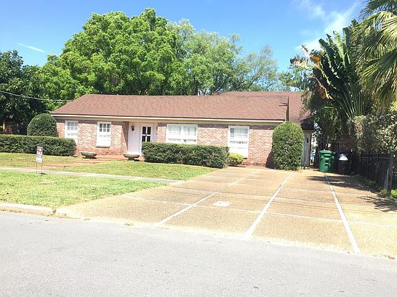 2nd image of 654 Geneva Pl