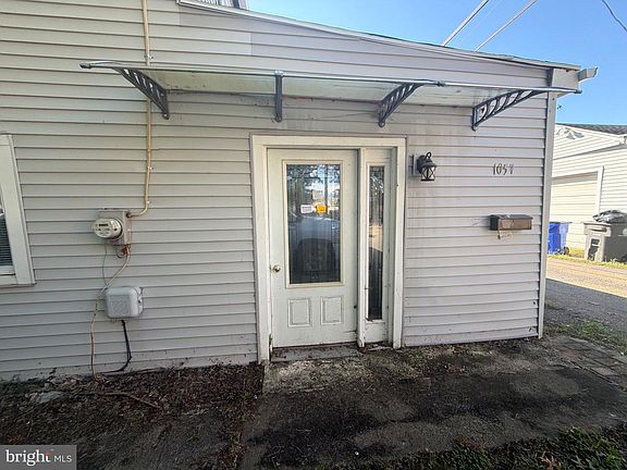 2nd image of 1057 South St