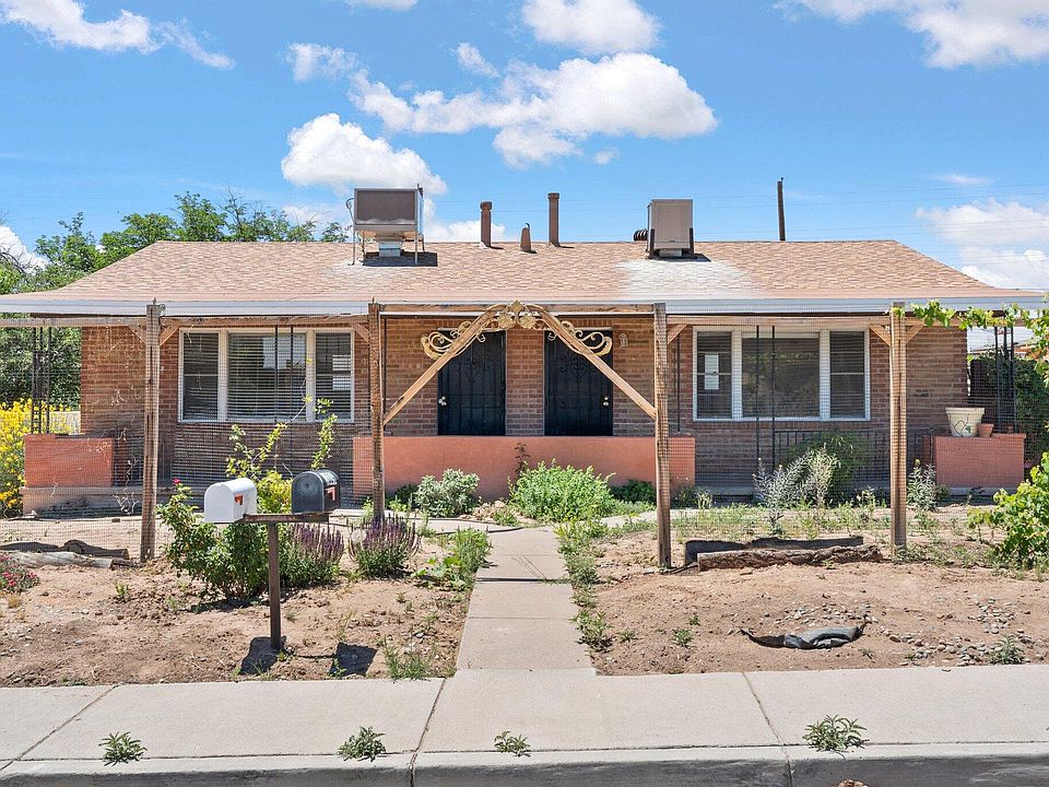 1st image of 1009 Wilmoore Dr SE