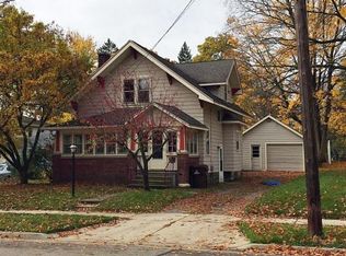 617 Union St, Ionia, MI 48846