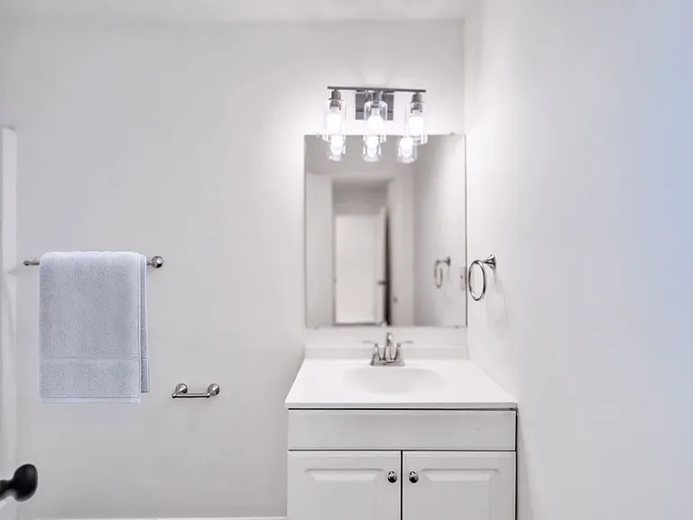 3801 Buchanan Dr — Photo 12