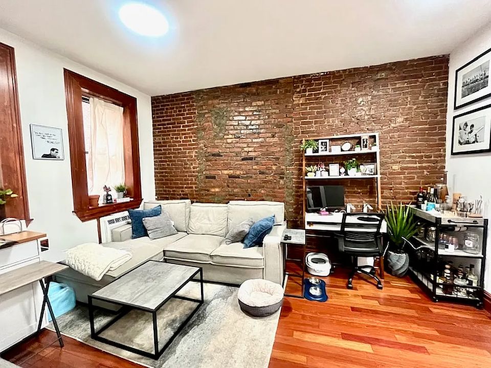 2nd image of 502 E 89th St APT 3b